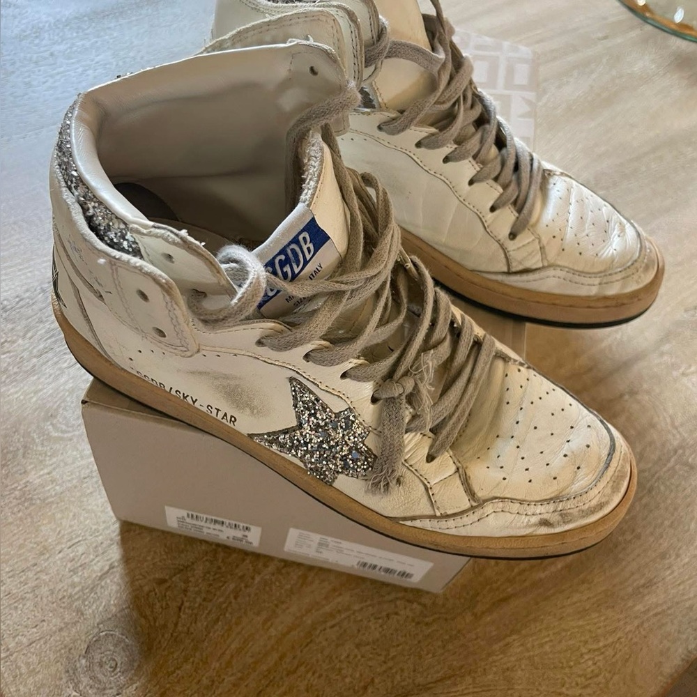 Golden Goose Women's White and Silver Sneakers